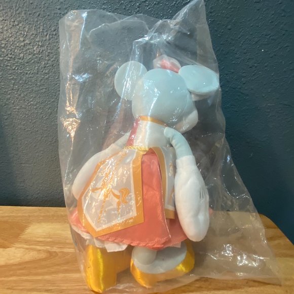 Disney Minnie Mouse Soft Toy Limited Edition - Picture 7 of 8